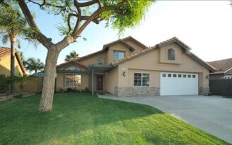581 Gladiola St in Hemet, CA - Building Photo