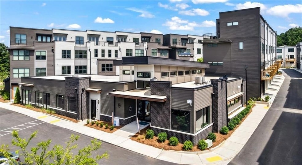 277 Clifton St SE, Unit 001-111 in Atlanta, GA - Foto de edificio