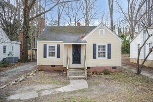 921 Redgate Ave in Rocky Mount, NC - Building Photo