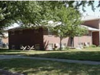 5420 Ervin Street in Lincoln, NE - Foto de edificio - Building Photo