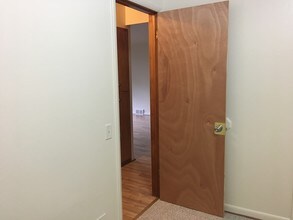 2106 Lake Point Dr-Unit -2 in Madison, WI - Building Photo - Building Photo