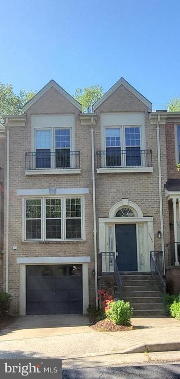 property at 2134 Kings Garden Way