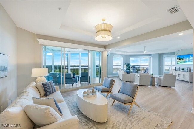 property at 4801 Island Pond Ct