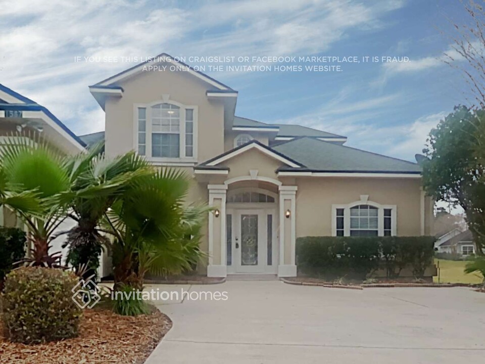 1567 Sailmaker Ln in Fleming Island, FL - Building Photo