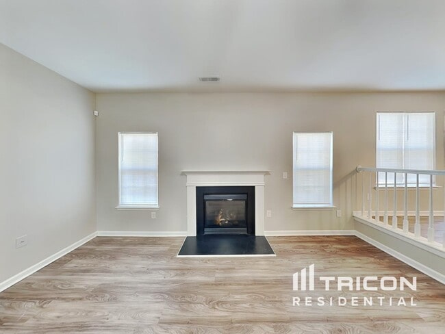 303 Glennallen Rd in Mooresville, NC - Foto de edificio - Building Photo