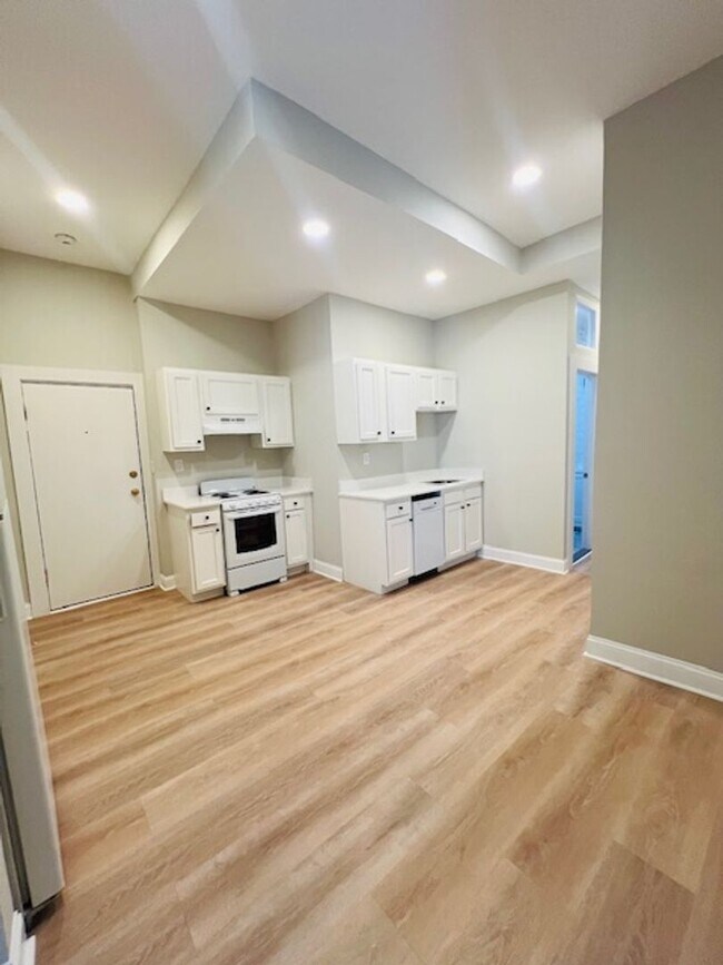 property at 38 Hemenway St