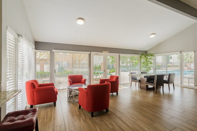 Carmel Pointe in Sacramento, CA - Foto de edificio - Interior Photo