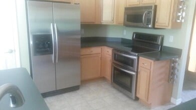 5900 Shannon Dr in Fort Pierce, FL - Building Photo - Building Photo