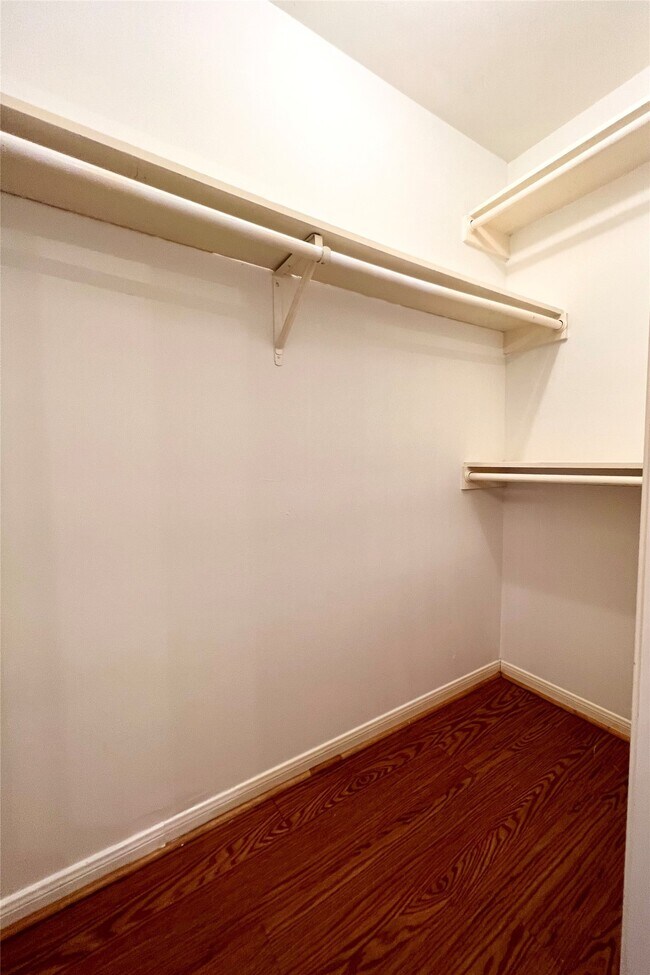 property at 3511 Palm Grove Dr