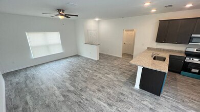 1253 Gerrity St SW in Palm Bay, FL - Building Photo - Building Photo