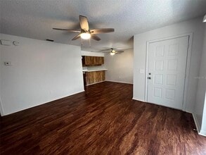 3151 Bloomingdale Villas Ct in Brandon, FL - Building Photo - Building Photo