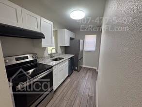 4746 Cepeda St in Orlando, FL - Building Photo - Building Photo