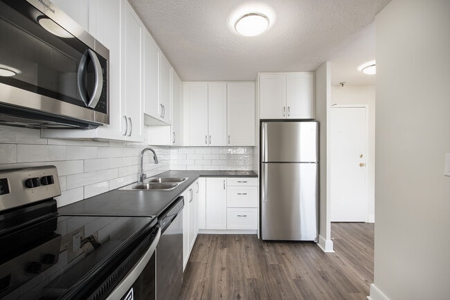 Minerva Gardens in Mission, BC - Building Photo - Building Photo