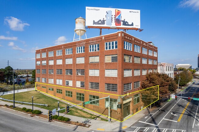 Giant Lofts