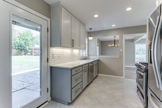 727 Rittiman Rd in San Antonio, TX - Building Photo - Building Photo