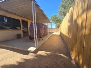 524 S Alvord St in Ridgecrest, CA - Building Photo - Building Photo