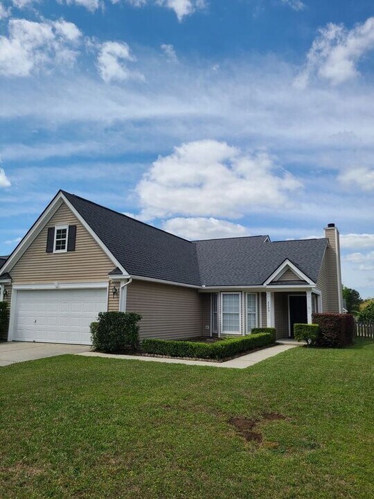 2725 Palmetto Hall Blvd in Mount Pleasant, SC - Building Photo