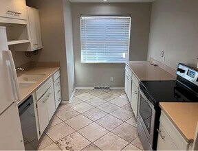 25 S Reed St in Lakewood, CO - Building Photo - Building Photo