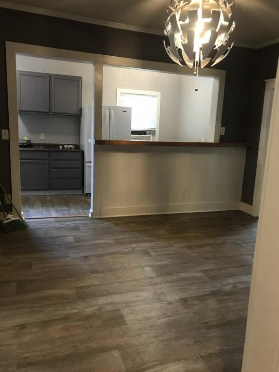 property at 1405 Avenue E