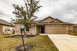 1129 RIVER WOOD in Seguin, TX - Building Photo - Building Photo