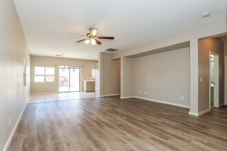 44080 W McCord Dr in Maricopa, AZ - Building Photo - Building Photo