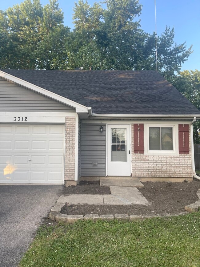 3312 Fox Hill Rd