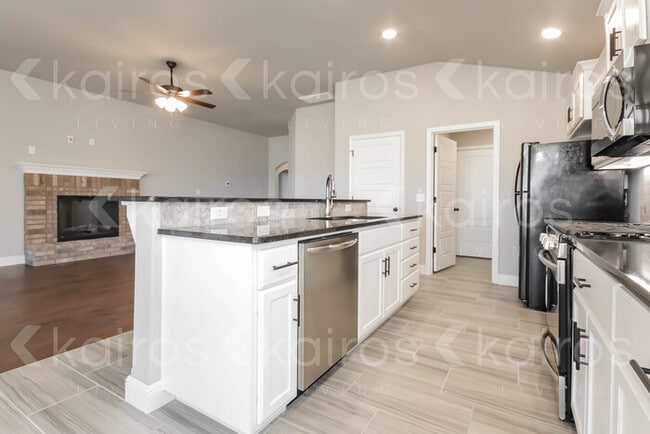 6106 NW Hancock St in Bentonville, AR - Building Photo - Building Photo