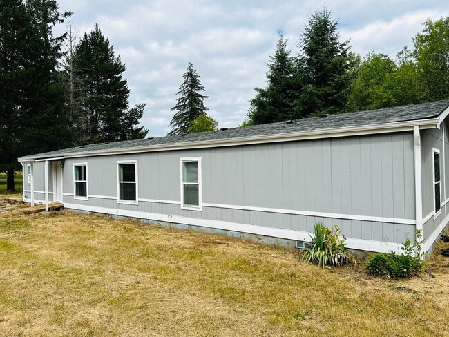 property at 14401 NE 319th St