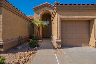 7167 W Abraham Ln in Glendale, AZ - Building Photo - Building Photo