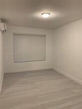 712 SW 56th Ave in Coral Gables, FL - Building Photo - Building Photo