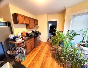 7 Blake St in Cambridge, MA - Building Photo - Building Photo