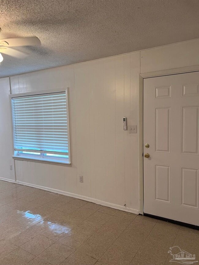 2116 Eliasberg St in Pensacola, FL - Building Photo - Building Photo