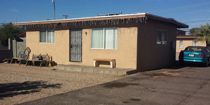 2218 E Polk St in Phoenix, AZ - Building Photo - Building Photo