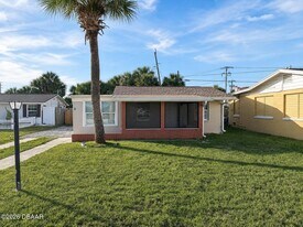 3 River Dr in Ormond Beach, FL - Building Photo