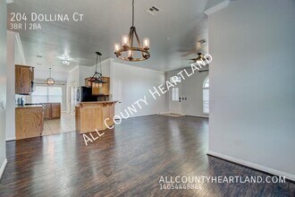 204 Dollina Ct in Norman, OK - Building Photo - Building Photo