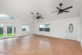 4085 Cypress Bend in Geneva, FL - Building Photo - Building Photo