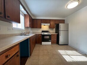 25 Washington St in Medford, OR - Building Photo - Building Photo