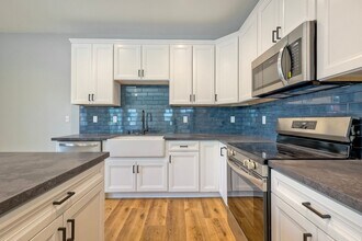 6838 Tower St in La Mesa, CA - Building Photo - Building Photo