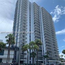 3701 N Country Club Dr, Unit # 505 in Aventura, FL - Foto de edificio