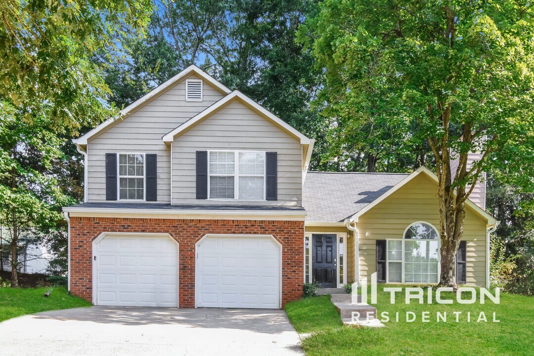 2084 Cherokee Ridge Trail NW in Kennesaw, GA - Building Photo