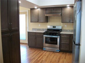 543 Quinnipiac Ave in New Haven, CT - Building Photo - Building Photo