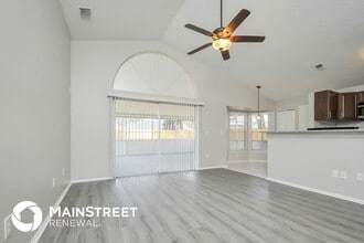 3217 Thackeray Wy in Plant City, FL - Building Photo - Building Photo