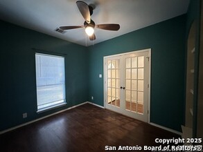 10807 Sierra Ridge Dr in San Antonio, TX - Building Photo - Building Photo