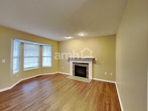 2058 River Birch Dr in Amelia, OH - Building Photo - Building Photo