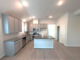 33118 School Hl Rd in Fulshear, TX - Building Photo