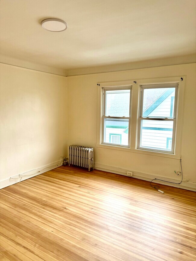 44 Underhill St, Unit 2W in Tuckahoe, NY - Building Photo - Building Photo