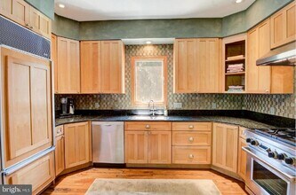 105 Franklin Rd in Glassboro, NJ - Foto de edificio - Building Photo