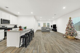 31207 Heddington Ln in Fulshear, TX - Building Photo - Building Photo