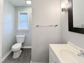 2054 Emogene St in Mobile, AL - Building Photo - Building Photo