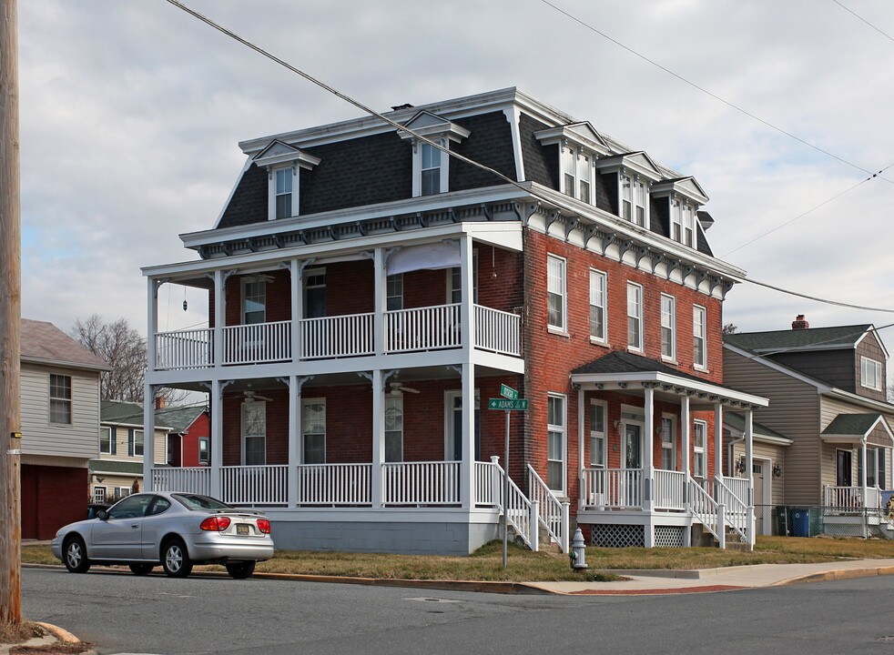 The Red Onion in Havre De Grace, MD - Building Photo